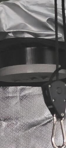 24 Luftkanal aus Zelt 1 ausgehend zu Zelt 2 auf 125 er über Nylon gefiltert 11.3.24